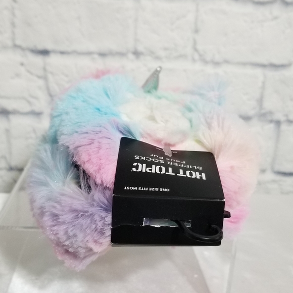 Unicorn Tie Dye Fuzzy Cozy Slipper Socks New - Picture 8 of 16